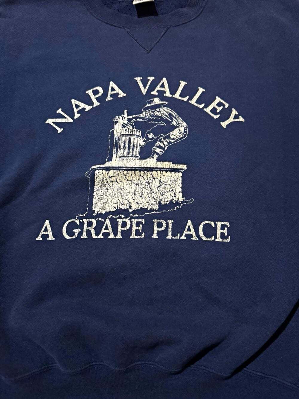 Vintage 90s Napa Valley A Grape Place Crewneck Sweatshirt Navy Wine Country L - Picture 1 of 10